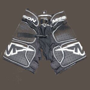 Mission relaxed fit little boys S full padded football shorts EUC